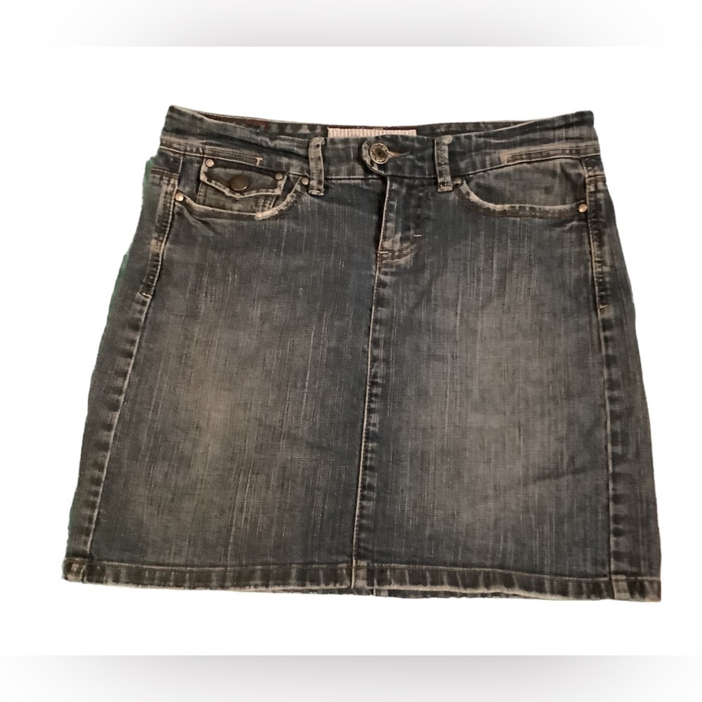 Y2K Lightly Distressed Tommy Hilfiger denim skirt 4